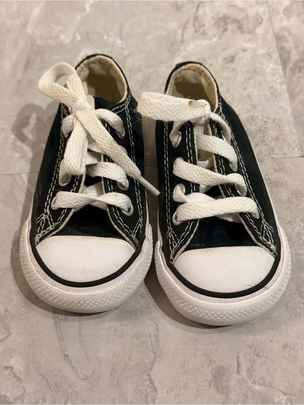 Converse Chuck Taylor All Star Toddler Shoes Black Low Top Size 4